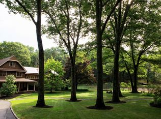 2 Spingler Dr, South Hamilton, MA 01982