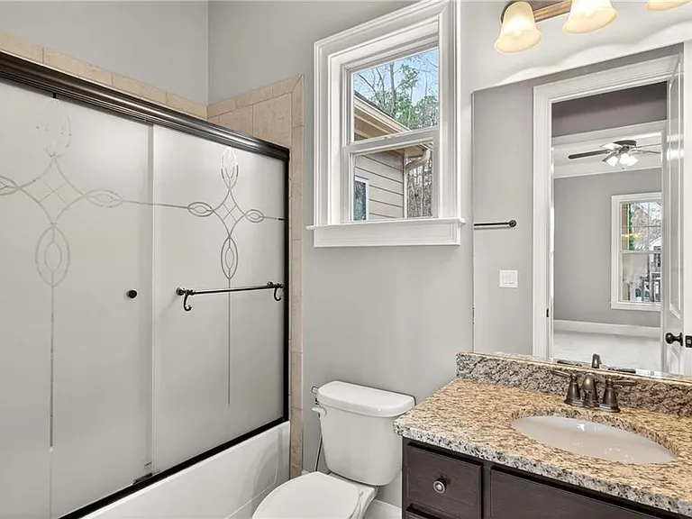 2607 Lulworth Ln — Photo 23