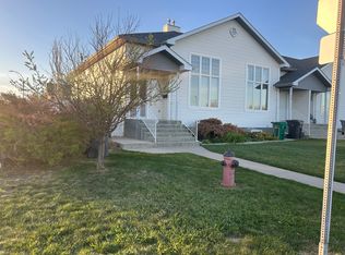 79 SE Blackfoot Blvd W, Lethbridge, AB T1K7N7