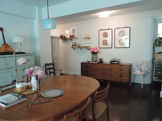 Rented by essential NEW YORK Real Estate | media 21