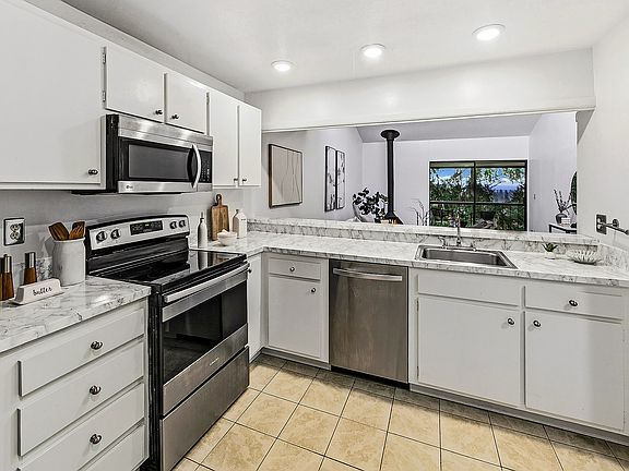 4th image of 6858 139th Ave NE APT 726