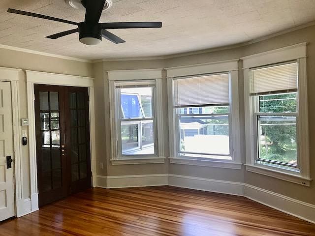 Living room.