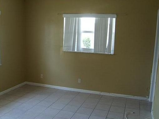 2nd image of 4381 NW 75th Ave