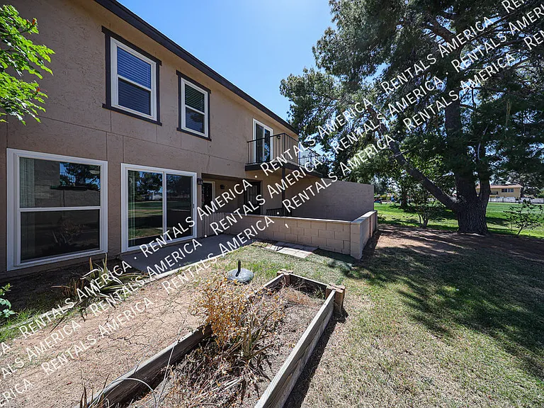 4555 W Continental Dr — Photo 52