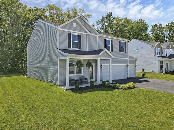 3rd image of 1192 Lake Forest Dr