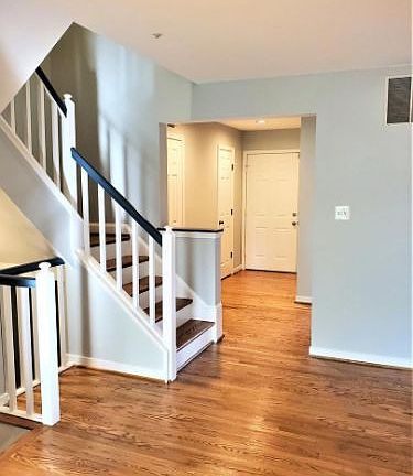 3rd image of 66 Rockcrest Cir