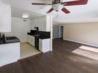 12059 Hoffman St APT 209, Studio City, CA 91604