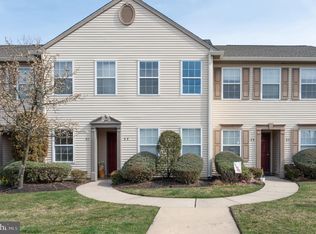 23 Foxglove Dr, Riverside, NJ 08075