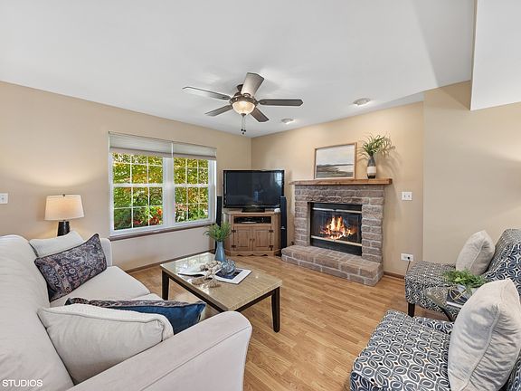2nd image of 637 Grace Dr