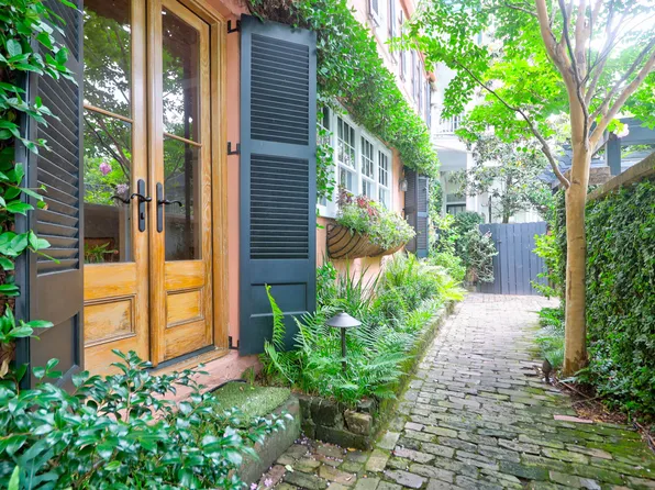 26 Society St, Charleston, SC 29401