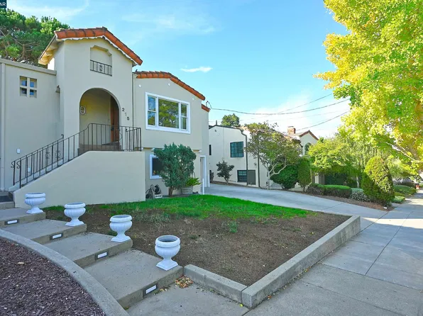 215 Pomona St, Crockett, CA 94525