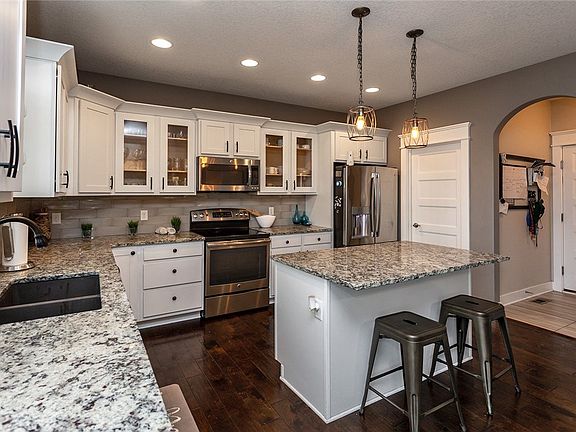 2nd image of 5032 NE Bellagio Dr