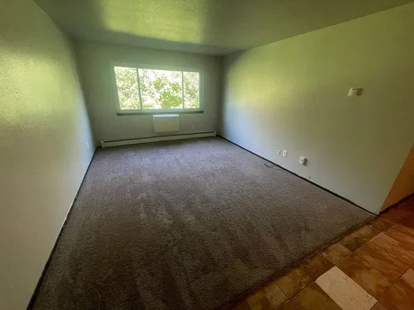 2250 W. College Ave - 8 Unit, 2250 W College Ave #4, Milwaukee, WI 53221