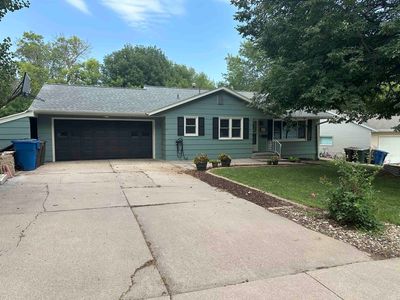 3211 9th Ave, Kearney, NE, 68845