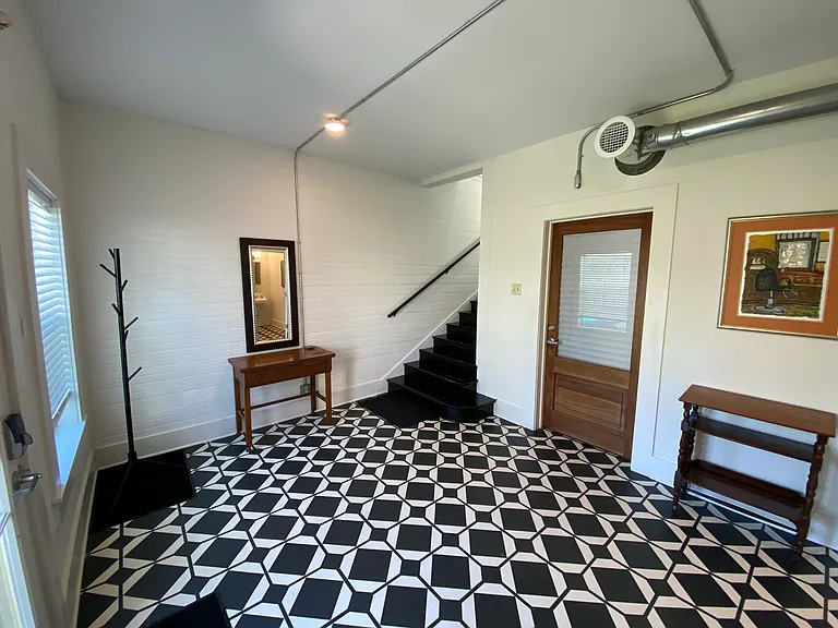 515 Jackson St — Photo 18