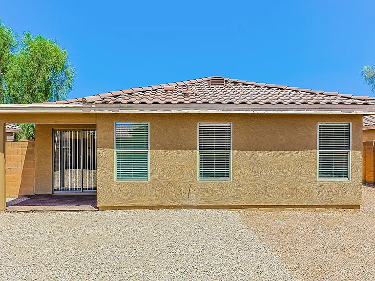 2281 E Peach Tree Dr — Photo 16