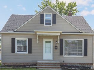 400 E 329th St, Willowick, OH 44095
