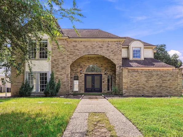15407 Dawn Meadows Dr, Houston, TX 77068