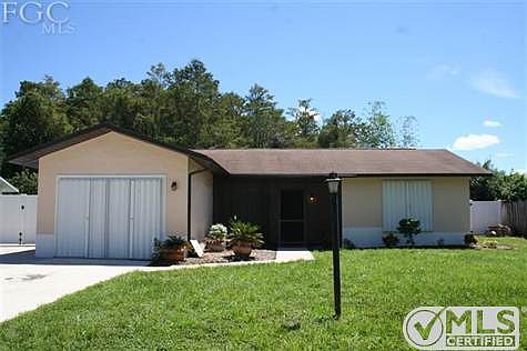 Cute remodeled pool home with lots of charm!