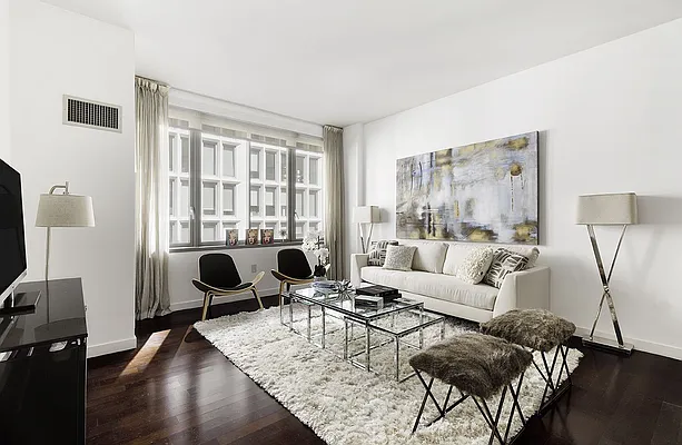 Sold by Compass | media 2