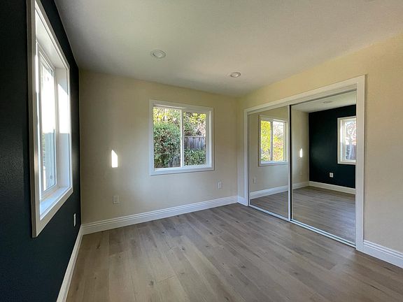 4th image of 1368 Pauline Dr