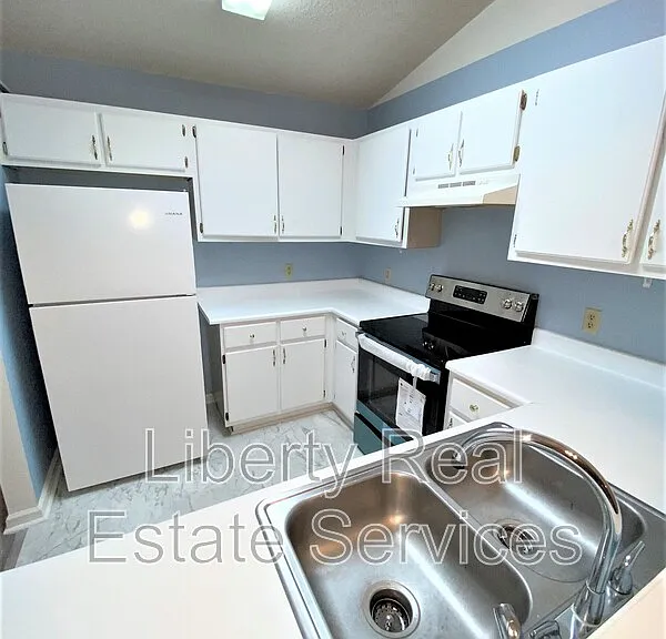 910 Brett Dr #54 — Photo 6