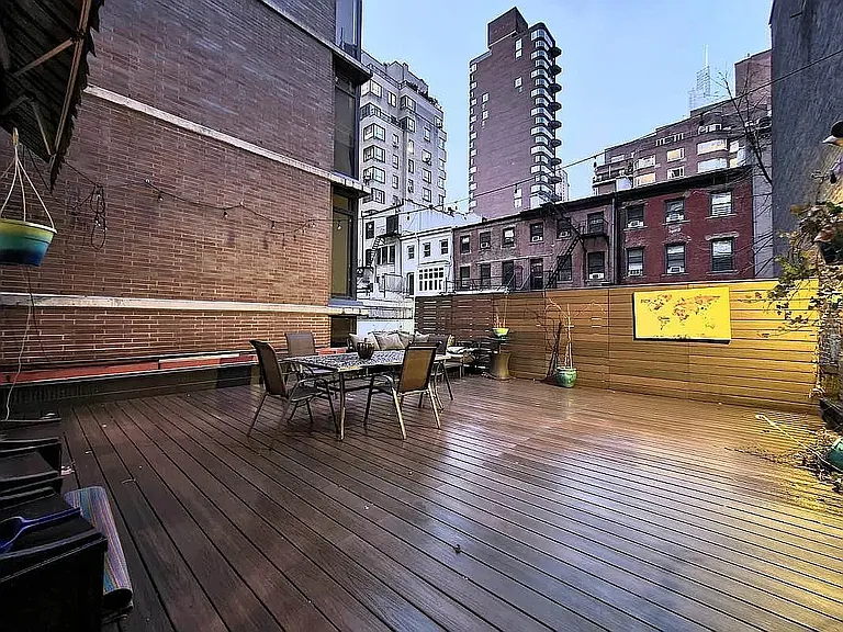 51 E 34th St #2T — Photo 1