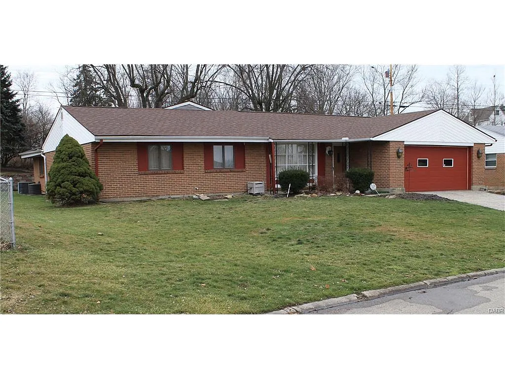 2706 Weeping Willow Dr photo 1