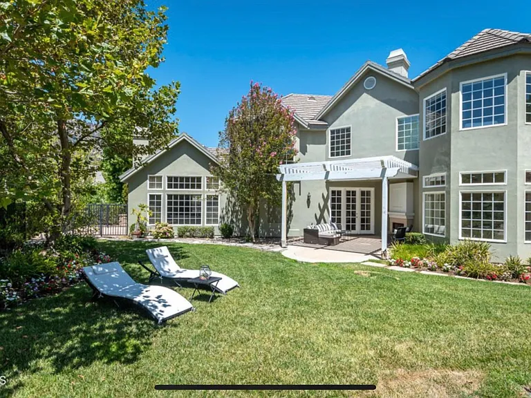 768 Forest Green Dr — Photo 31