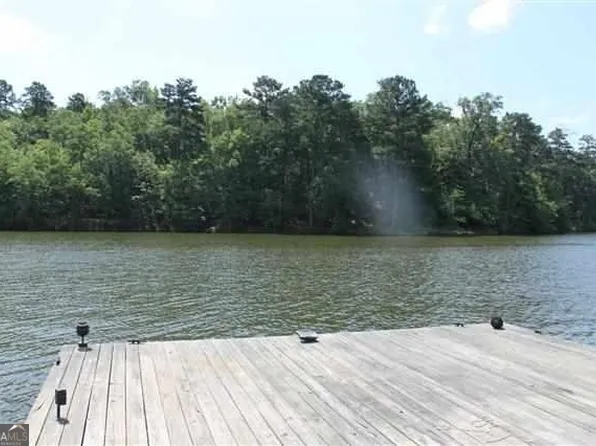 136 Copelan Landing Dr, Eatonton, GA 31024