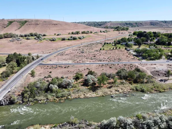 1 Chessmore Dr, Buhl, ID 83316