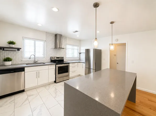 2125 Santa Clara Ave, Alameda, CA 94501