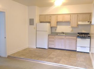 7057 Carroll Ave APT 2, Takoma Park, MD 20912