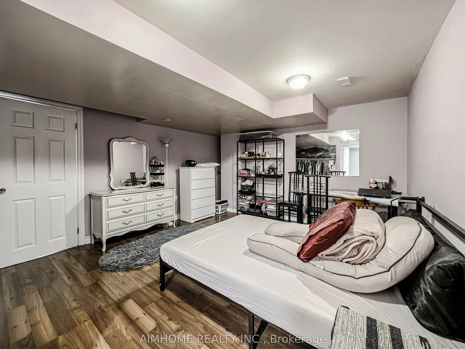 2 bed, $2,000 — Photo 4