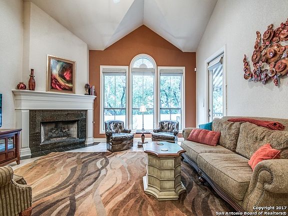 4th image of 3471 Monterrey Oak