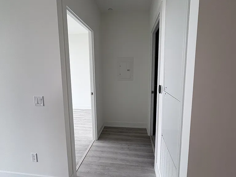 25 Cordova Ave #Penthouse 07 — Photo 5