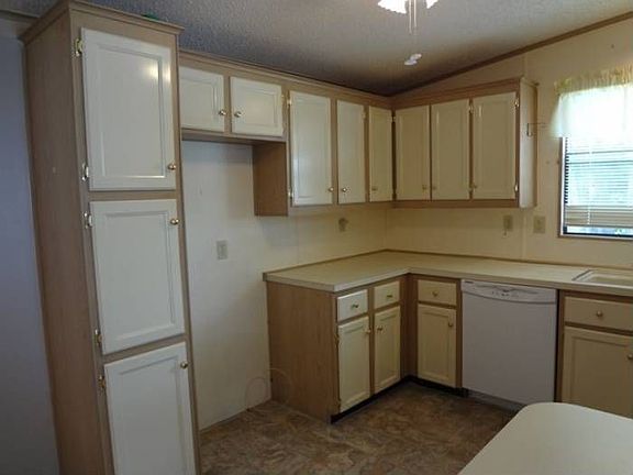 Large KItchen Area
