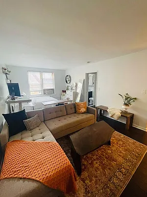 Rented by New York Realty Minimax Inc | media 13