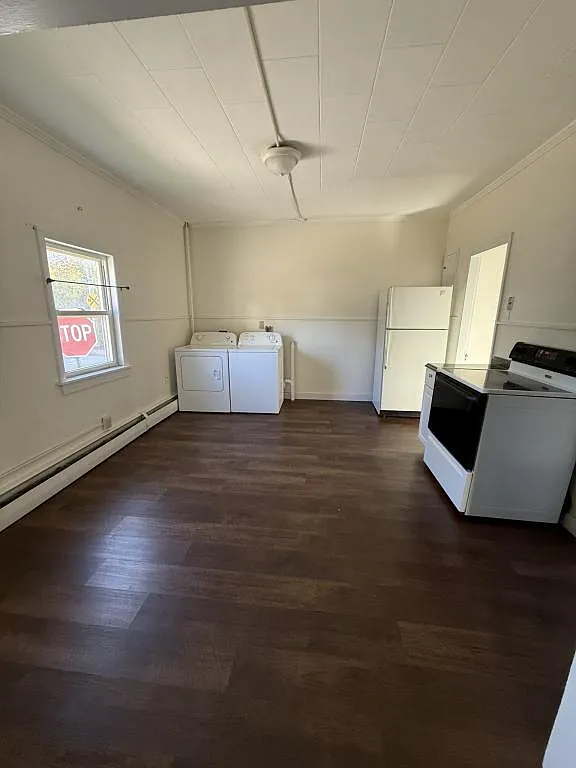 867 Western Ave — Photo 3