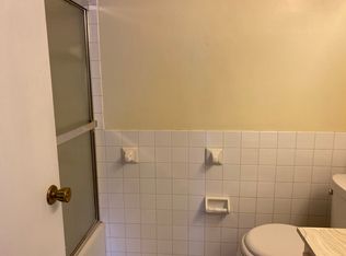 1134 Trailwood N, Hopkins, MN 55343