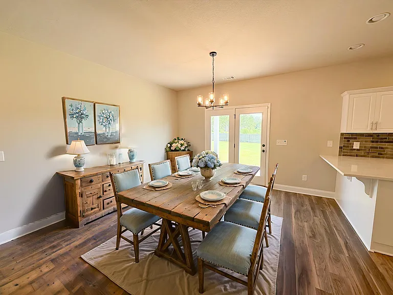 101 Rutledge Ln — Photo 6