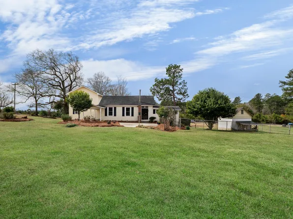 782 Preference Rd, Saint Matthews, SC 29135