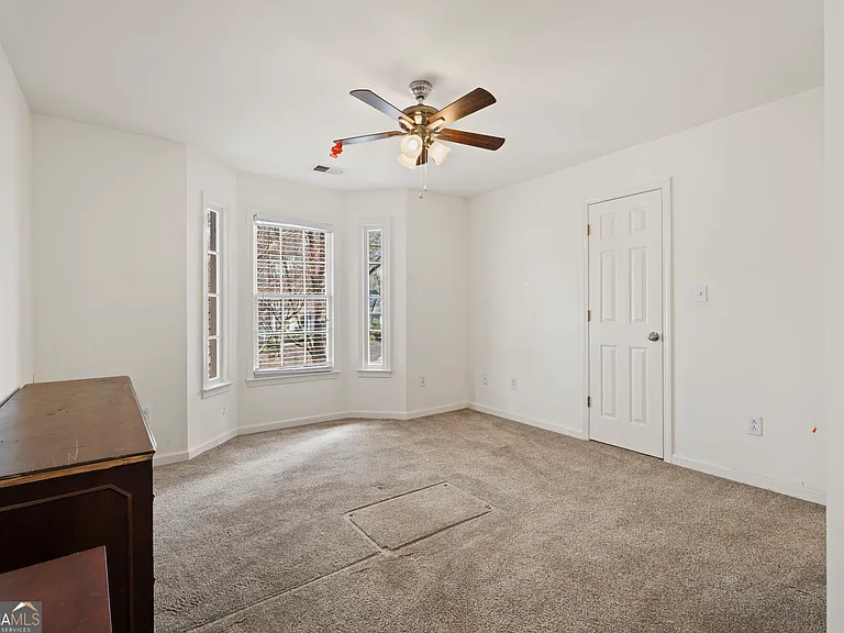 3535 Greenshire Ct — Photo 18