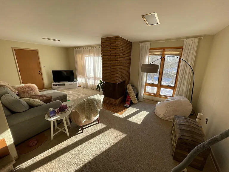 3626 E Superior St — Photo 16