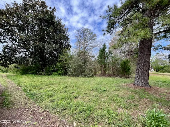 226 Monroe Street, Cove City, NC 28523