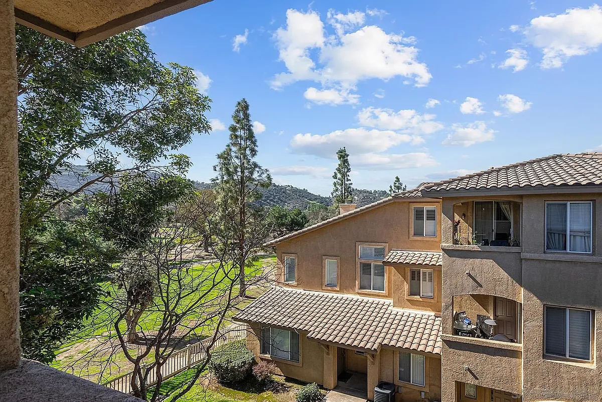 Balcony - 3183 Dehesa Rd #23