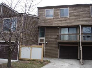 381 Walden Green Rd, Branford, CT 06405