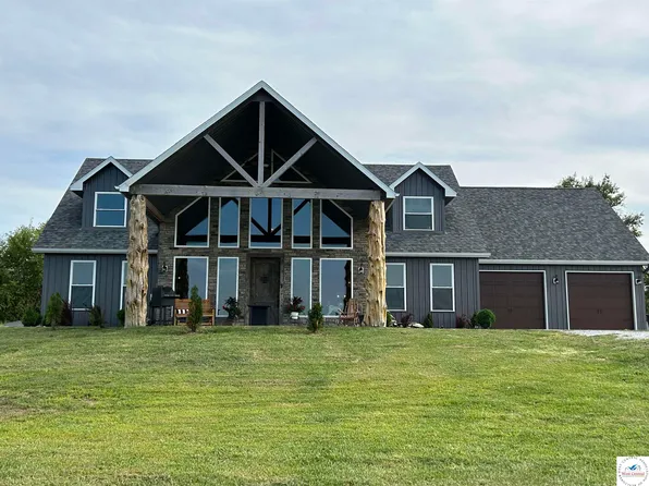 330 NE 31, Clinton, MO 64735