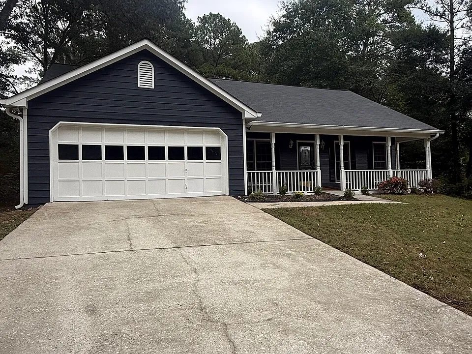 1990 Hutton Dr