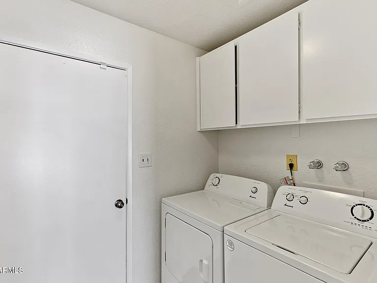 4503 W Bryce Ln — Photo 25